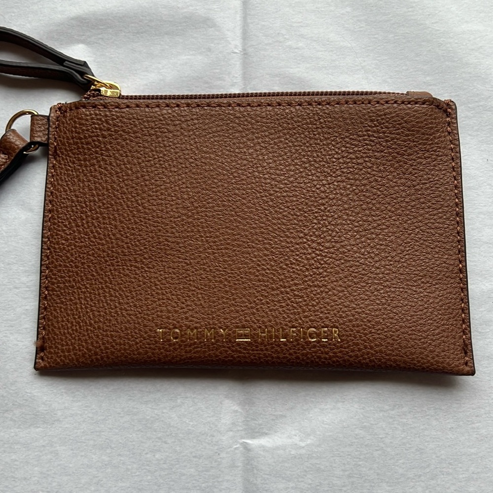 Tommy Hilfiger Women's Wallet Coin Purse Card Wristlet Pebbled Faux Leather